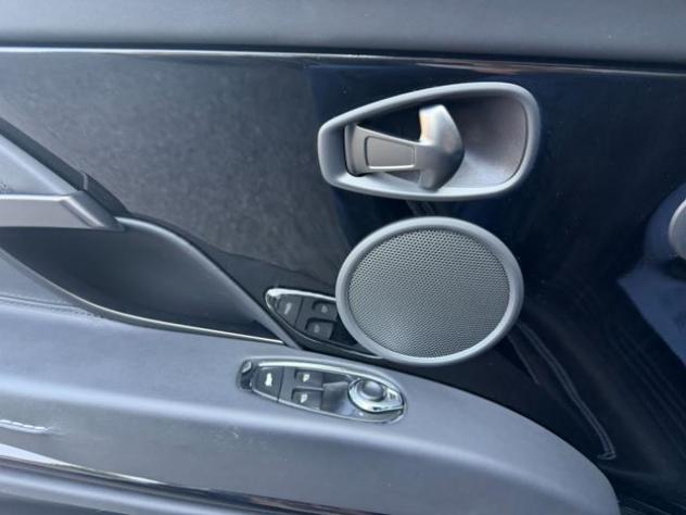 ASTON MARTIN DB11 V8 Coupé rif. 24186232 - Foto 9