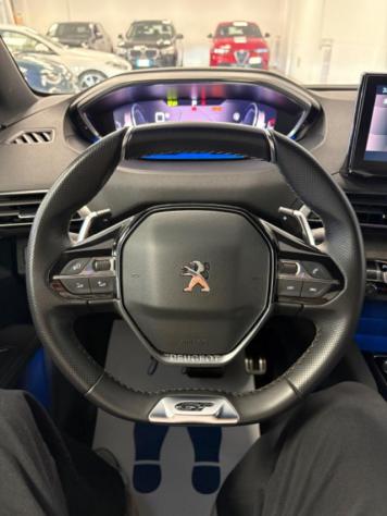PEUGEOT 5008 BlueHDi 130 S&S EAT8 GT 7 POSTI FULL LED rif. 23979329 - Foto 10