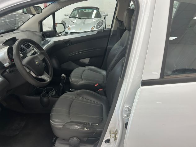 Chevrolet Spark 1.0 LT - Foto 9