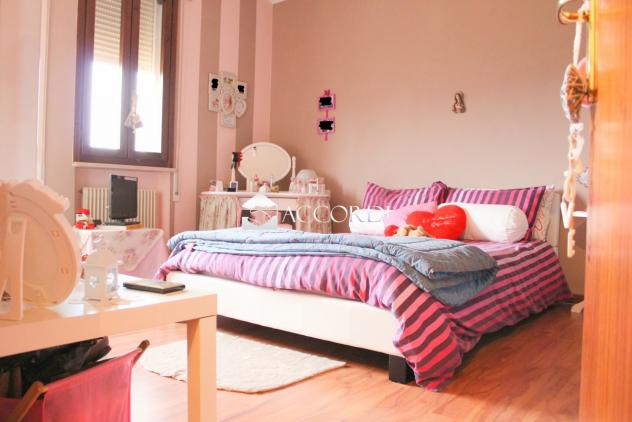 VILLA A SCHIERA di 5 vani e di 210 mq (TREVIGNANO) rif. RS669_1 - Foto 13