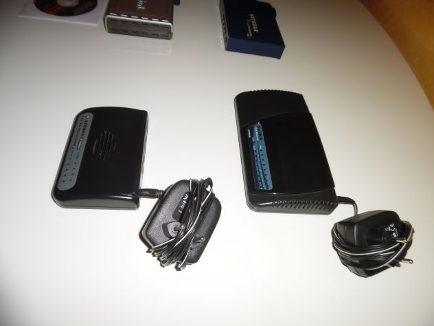 4 SWITCH DIVERSI DA 4,5,8 PORTE,MARCHE EDIMAX,D-LINK,NETGEAR,D-LINK HA IL CD IST - Foto 7
