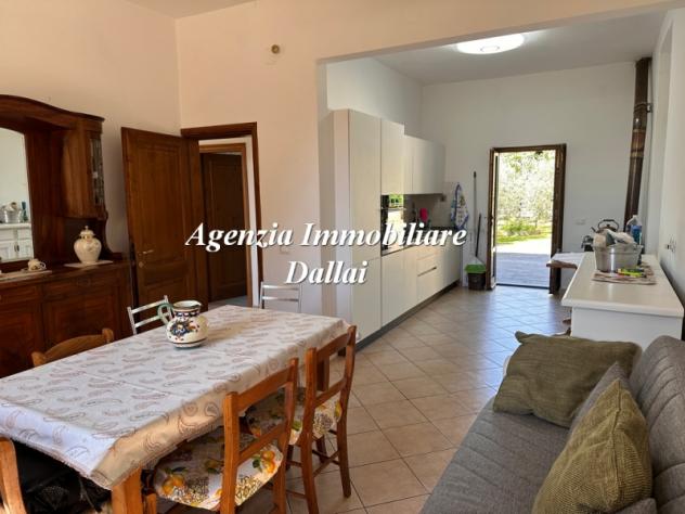 Borgo San Lorenzo (Luco) - Monofamiliare con giardino e posti auto - Foto 5