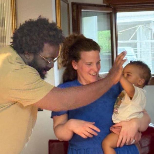 Lisa cerca una babysitter - lavoro da babysitter a Bergamo