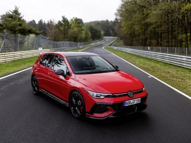 VOLKSWAGEN Golf GTI 2.0 TSI DSG Edition 50 GTI Performance rif. 24069974