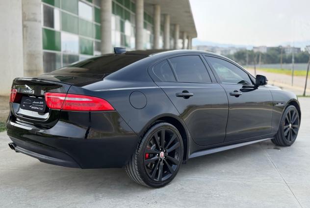 Jaguar XE 2.0 D Turbo R-Sport - Foto 4