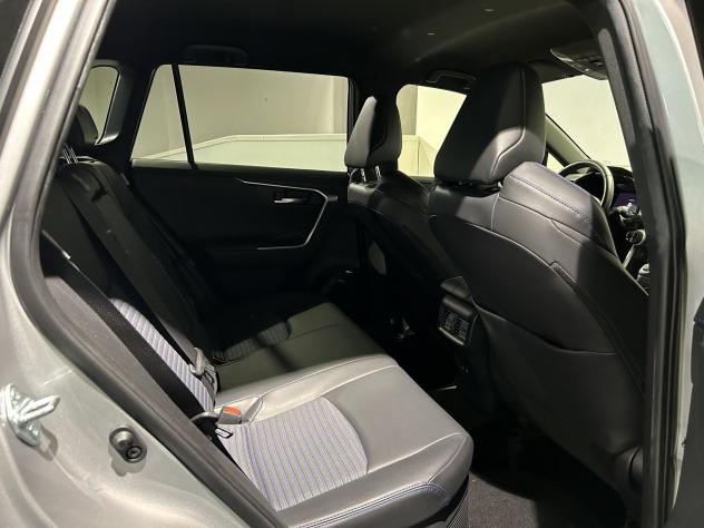 Toyota RAV4 2.5 HV (218CV) E-CVT 2WD Style + SISTEMA AUDIO JBL + TECH PACK - Foto 8