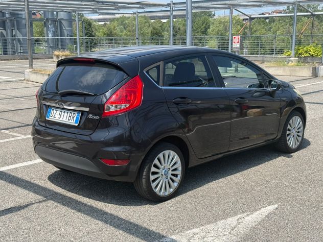 FORD FIESTA 6A SERIE anno 2010 gpl - Foto 4