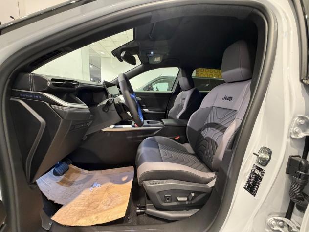 Jeep Compass e-Hybrid 1.2 Turbo MHEV 106kW Summit DCT - Foto 8