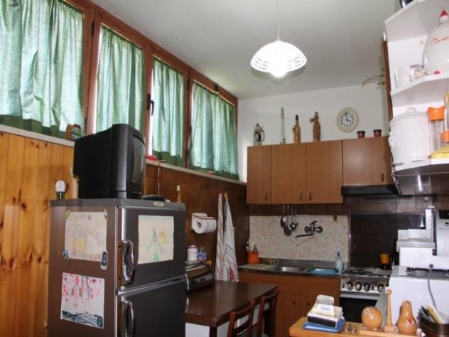 Parrano vendesi appartamento indipendente 4 vani 94 Mq zona Cantone - Foto 7