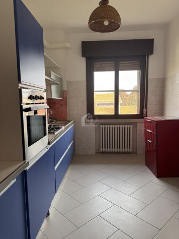 Suzzara vendesi appartamento 4 vani 90 Mq - Foto 5