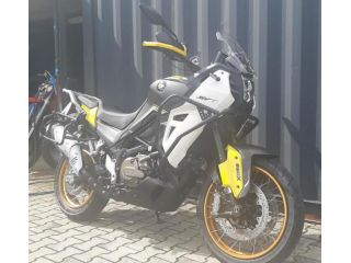 QJ MOTOR SVT 650X 2026