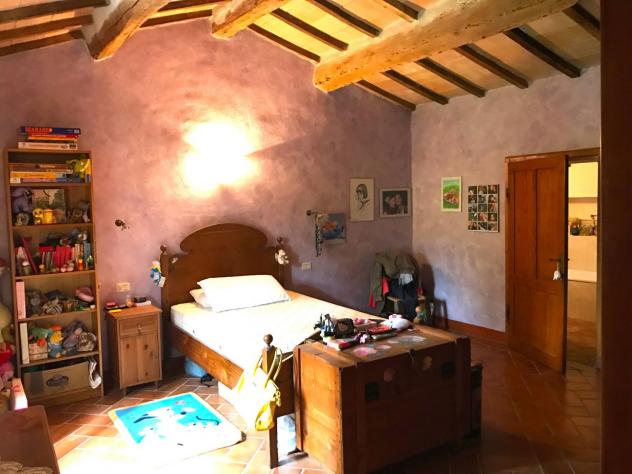 RUSTICO di 7 vani e di 250 mq (MANCIANO) rif. POGGIO650 - Foto 10