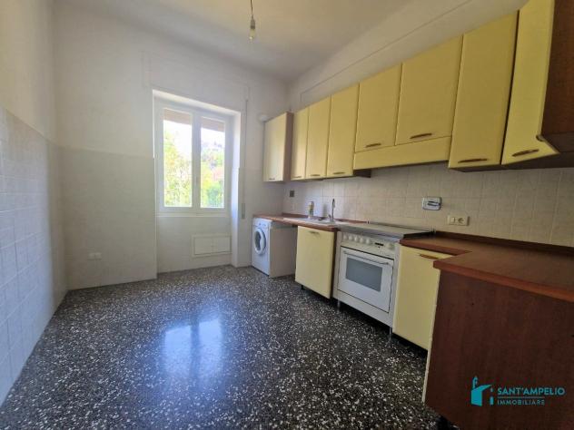 Bordighera VENDESI APPARTAMENTO CON GIARDINO CONDOMINIALE - Foto 3