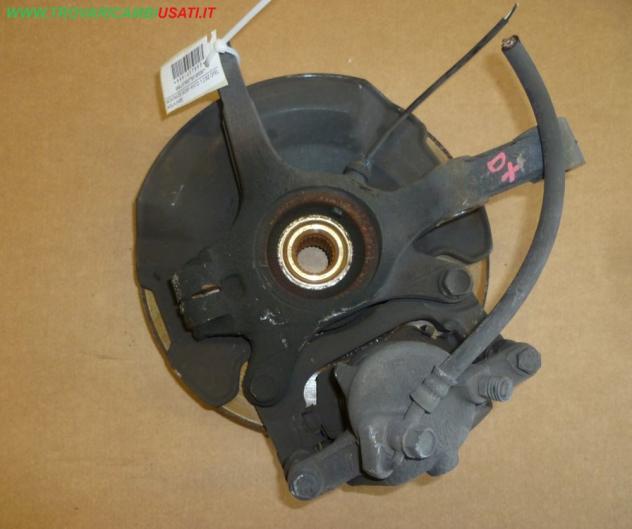 MONTANTE SOSP. ANT.D. 1.2 BZ OPEL AGILA (H08)  Meccanica  Assale  Telaio  Fusello ruota ant. dx. OPEL - AGILA B - 01-03-2008 - 01-06-2015