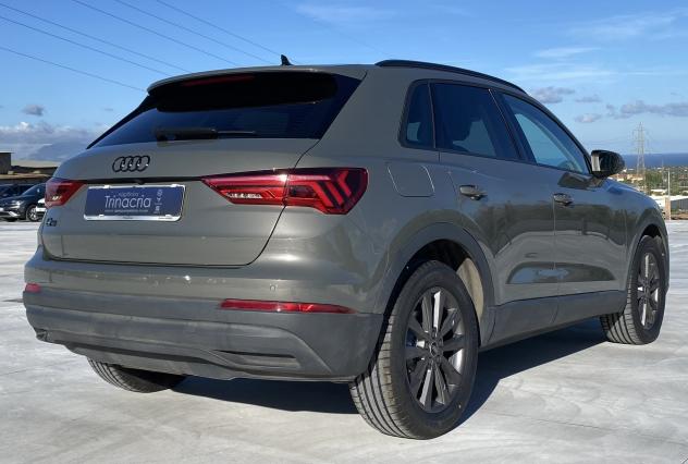 Audi Q3 Business 2.0 TDI 150CV 35 - Foto 4