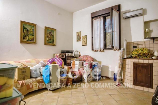 Casa indipendente di 270 m² con più di 5 locali e box auto in vendita a Ferrara - Foto 5