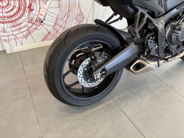 Honda CB 650 CB 650 R BLACK EDITION - YM 2023 - Foto 10