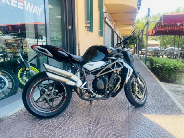 MV AGUSTA Brutale 990 R TUTTO INCLUSO ANCHE PASSAGGIO! MINI RATE rif. 24054638 - Foto 10