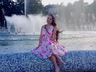 Amore e incontri San Severo - Marilù_ùù: alta 167cm, 57kg, cerco uomo vicino
