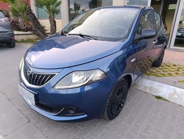 Lancia Ypsilon 1.0 FireFly 5 porte S&S Hybrid Silver - Foto 8