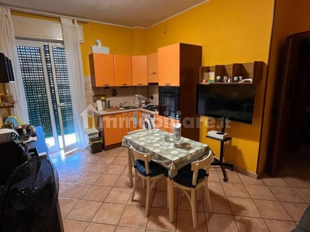 Confortevole e grazioso bilocale in zona Barona affittasi