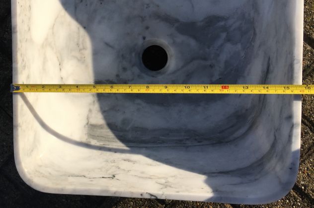 Coppia di lavabo da appoggio in marmo bianco - Foto 5