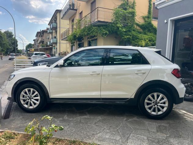 AUDI A1 ALLSTREET 30 TFSI S-TRONIC BUSINESS NEOP 15.800 km - Foto 6