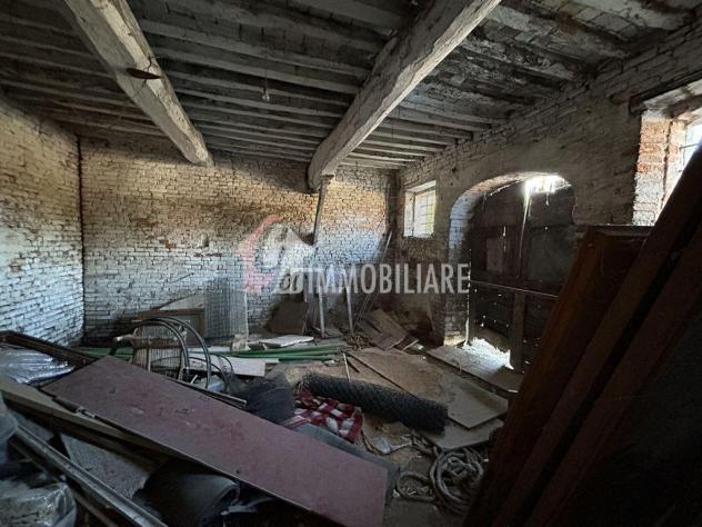 Casa indipendente da ristrutturare con giardino a Brugnolo - Foto 8