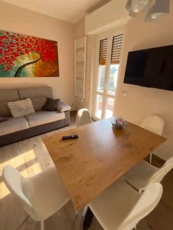 stanza singola con bagno privato-400 euro compresi - Foto 10