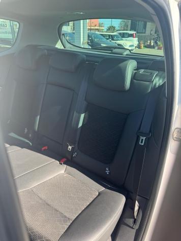 Peugeot 3008 BlueHDi 120 S&S Business - Foto 8