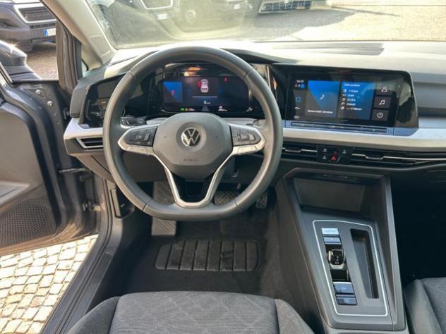 VOLKSWAGEN Golf 1.0 eTSI EVO DSG Life rif. 24185685 - Foto 7