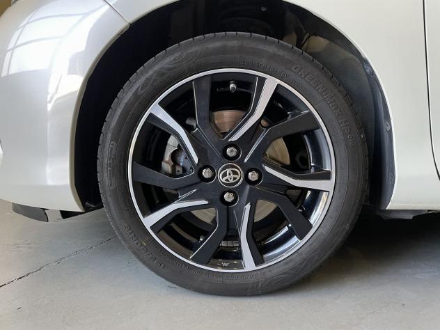 Toyota Yaris 1.5 Hybrid Style - Foto 8