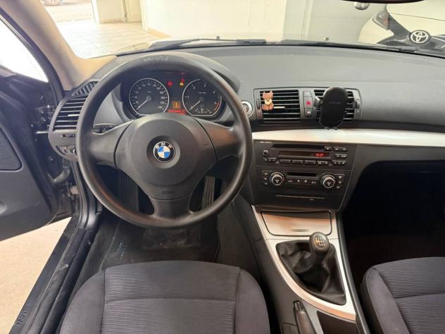 BMW Serie 1 (E87) 118d cat 5 porte Futura DPF - Foto 8