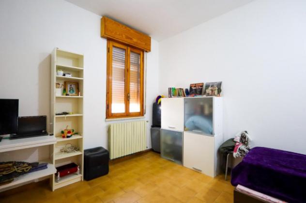 Casa indipendente di 110 m² con 4 locali e box auto in vendita a Mirandola - Foto 5