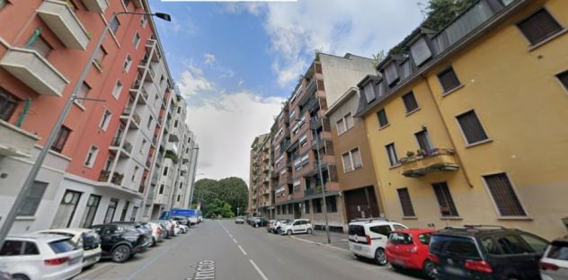 BILOCALE IN ZONA BRENTA A MILANO-LIBERO E VISIONABILE SUBITO