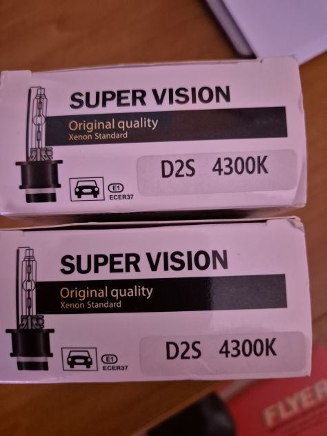 COPPIA LAMPADE LAMPADINE D2S 4300K SUPER VISION - Foto 2