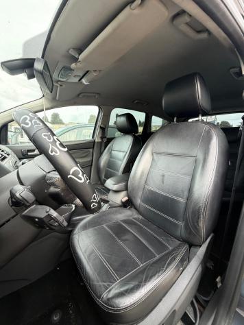 Ford Kuga 2.0 TDCi 163 CV 4WD Powersh. Individual DPF - Foto 7