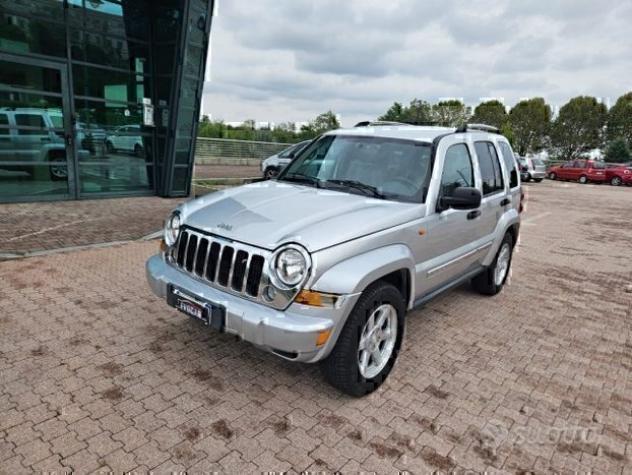 Jeep Cherokee valutiamo usato /scambio - Foto 2