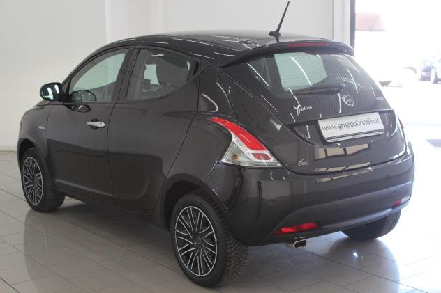 LANCIA - Ypsilon - 1.0 FireFly 5p.S&S Hybryd Gold - Foto 6