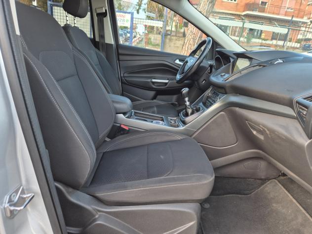 Ford Kuga 1.5 EcoBoost 120 CV S&S 2WD Business - Foto 8