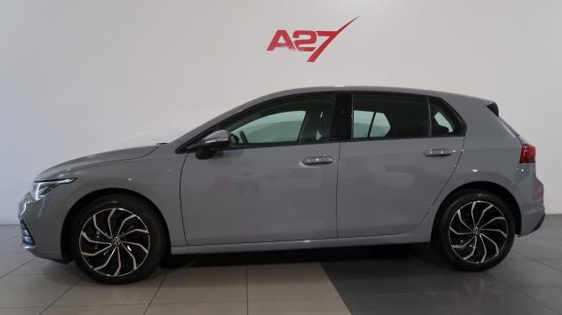 Volkswagen Golf Golf 1.0 tsi evo Life 110cv # CERCHI LEGA 17" # - Foto 3