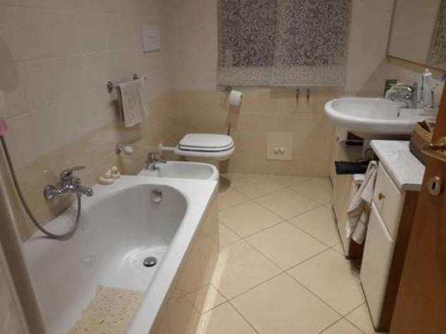 384/2025 U BS - Appartamento, corte esclusiva ed autorimessa in asta a Rovato - Foto 9