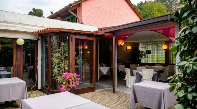 In vendita ristorante rinomato con giardino esclusivo a Moncalieri, zona Testona