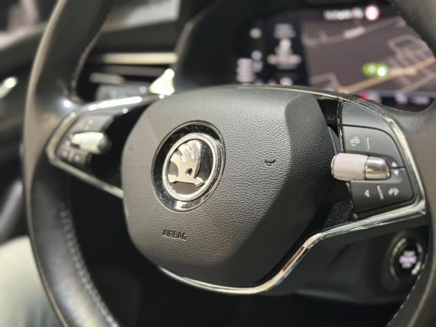 Škoda Kamiq 1.0 TSI 110cv DSG Ambition - Foto 7