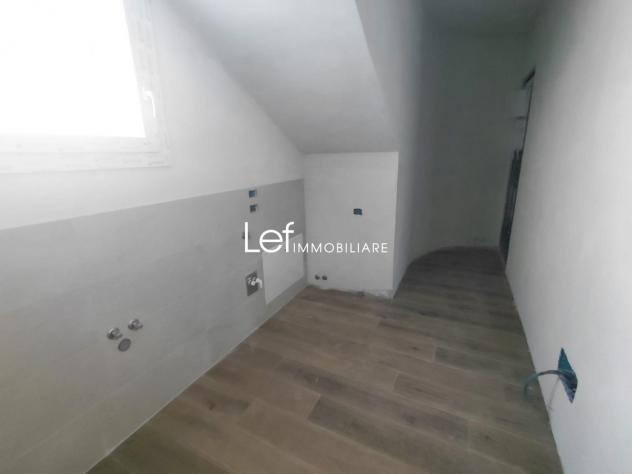 APPARTAMENTO INDIPENDENTE di 3 vani e di 100 mq (CONEGLIANO) rif. AA55_4 - Foto 9