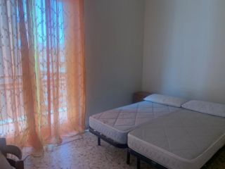 Stanza in appartamento in affitto a Catania
