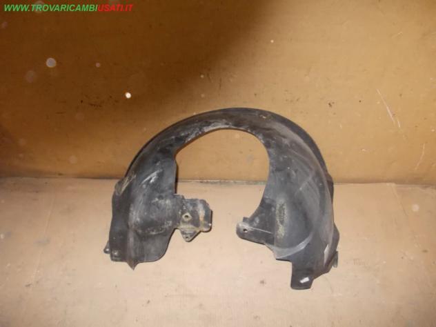 PARASASSI INT.PASSARUOTA ANT.D FORD KA (CCQ) 3 porte  Carrozzeria  Lamierati esterni  Fiancate  Parasassi pass FORD - KA 3 porte - 01-11-1996 - 01-12-