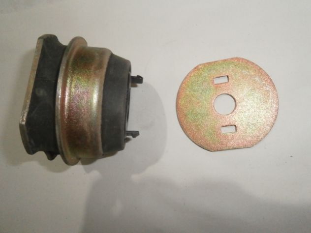 Tassello supporto bracci sospensione posteriore fiat tipo tempra diesel "NUOVO"