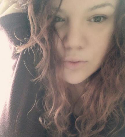 Cosa provi, se vedi le mie gambe? Tel: