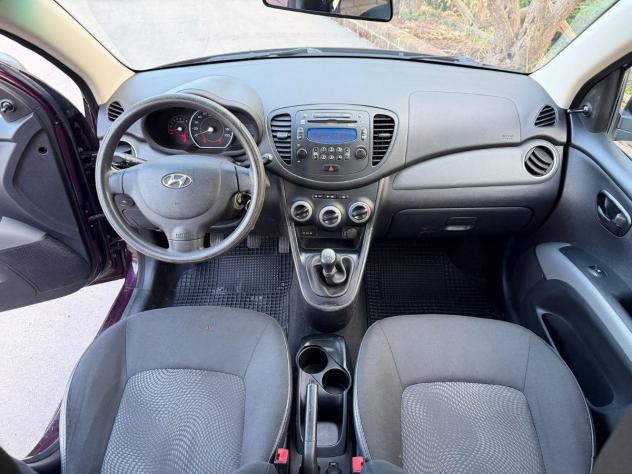 HYUNDAI - i10 - 1.1 12V Fiorucci - Foto 10